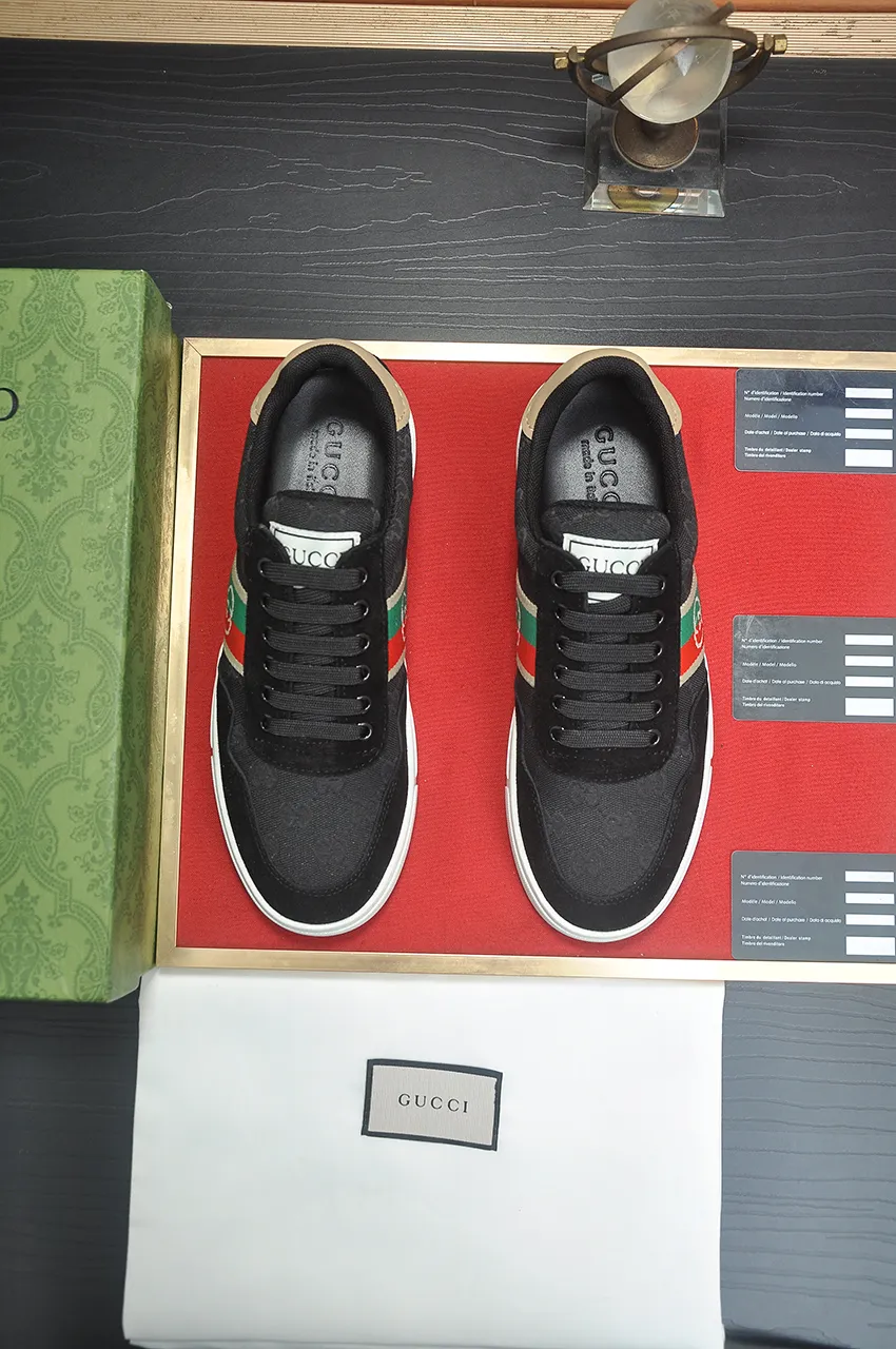 Men's men's shoes💰440💶[GUCCI] official website 1:1 men's sports shoes are now on the market. They are made of original fabric + water-dyed sheepskin lining, plus the official website original 1:1 comfortable outsole. Fashionable and versatile, super comfortable and breathable. Standard shoe size 38/45 (custom-made size 45 is non-refundable)